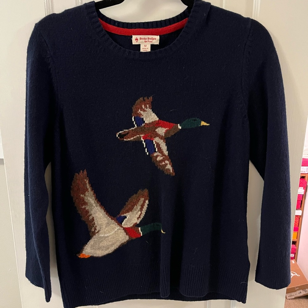 Brooks Brothers Red Fleece Navy Mallard Sweater Size M